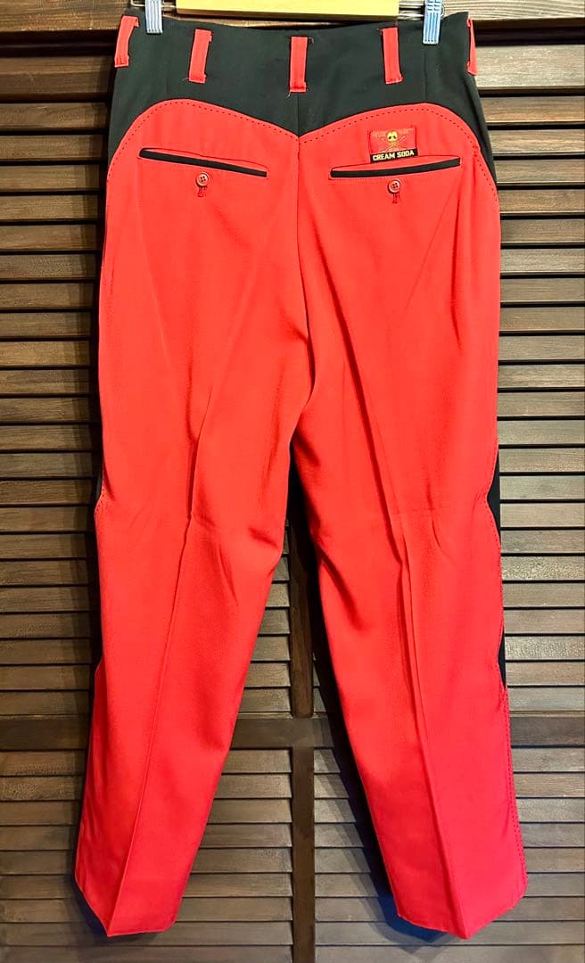 大幅値下　希少　クリームソーダ　ピンクドラゴン　黒赤　セットアップ　レア