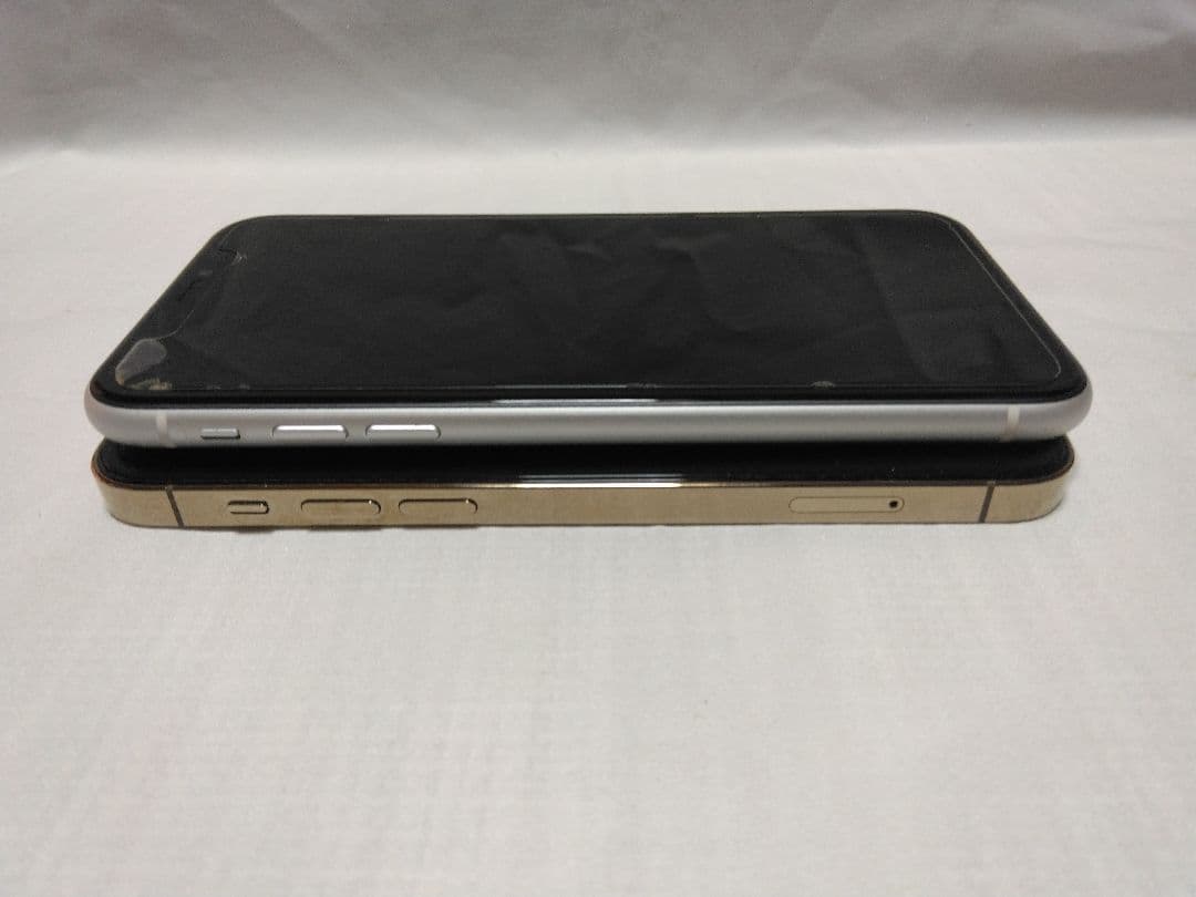 iPhone 2台 ジャンク 部品取り