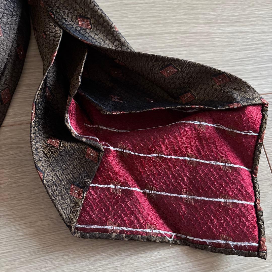 男*梅様 Atto Vannucci セッテピエゲ小紋タイ アットヴァンヌッチ