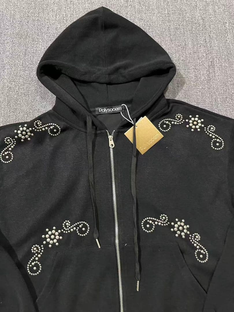 polysooem フード付きブラックパーカー