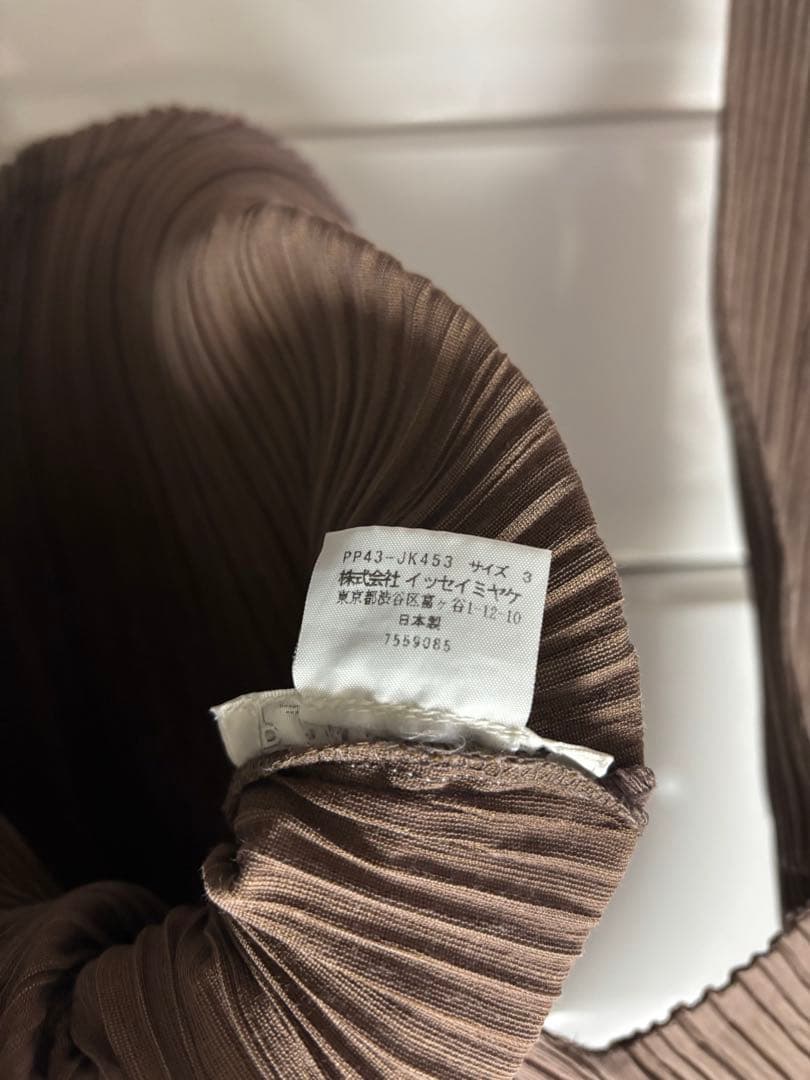 お値下げ✴︎プリーツプリーズ　長袖トップス