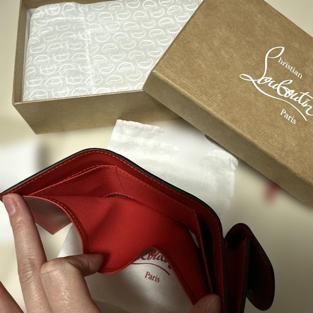 Christian Louboutin LOUBI54 三つ折り財布 黒