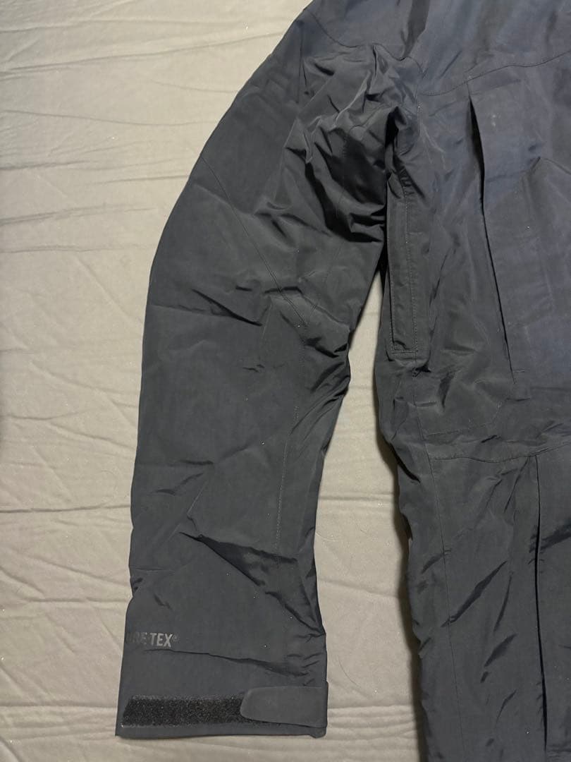 Burton ゴアテックス　GORE-TEX Mサイズ　上下セット