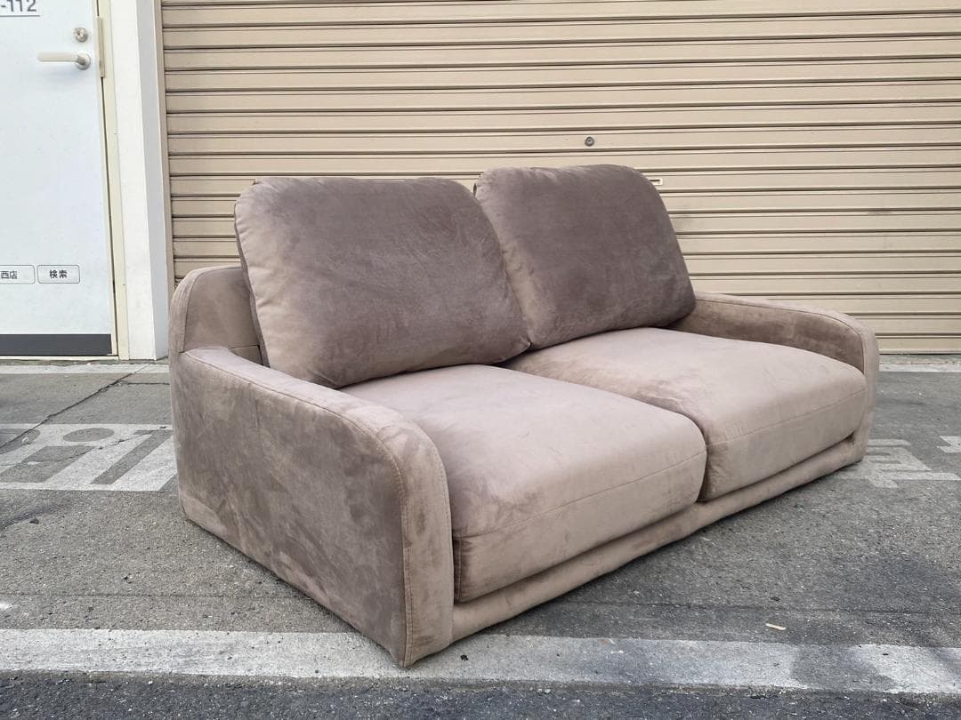 A481◆LOWYA ベルベット調 2人掛けソファ フロアソファ ローソファ