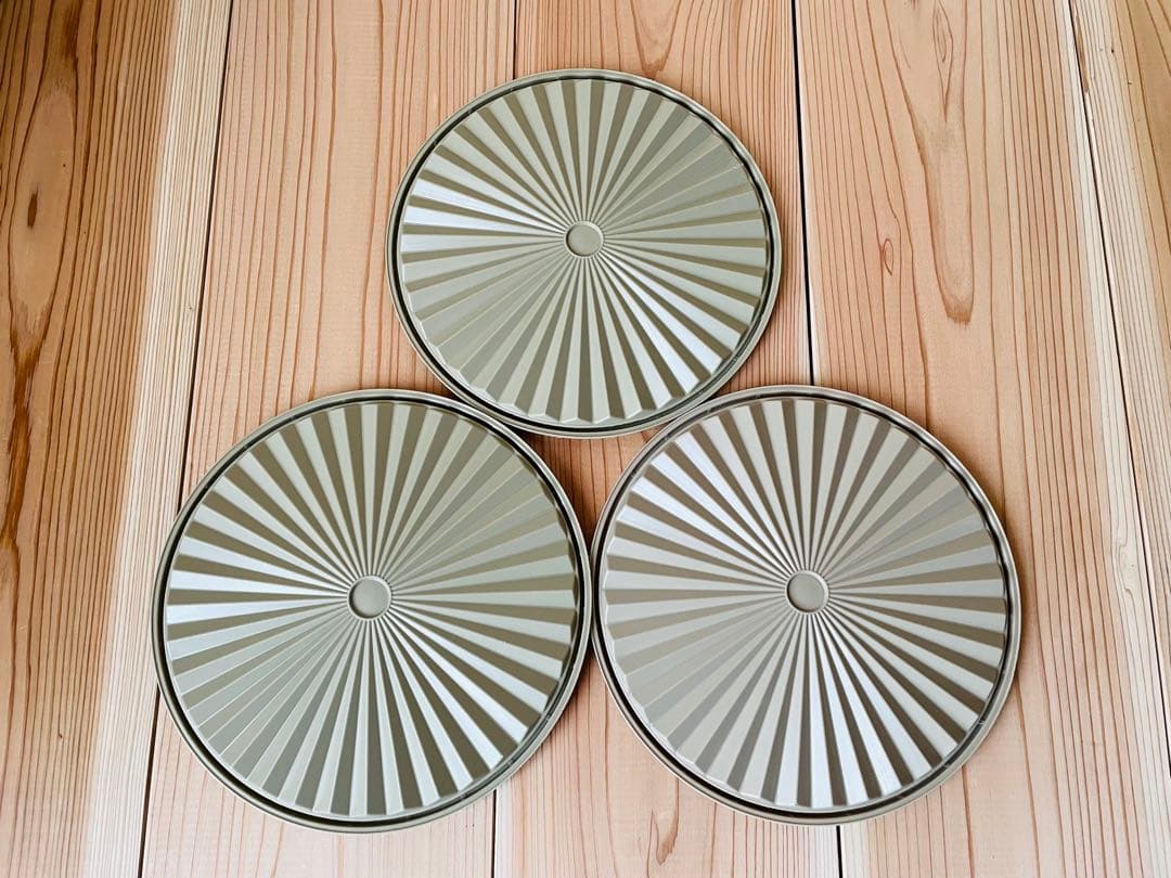 りえ /3個セット/タッパーウェア/マキシクイーンデコレーター/ベージュ