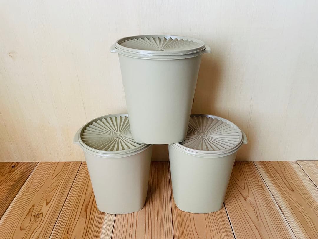 りえ /3個セット/タッパーウェア/マキシクイーンデコレーター/ベージュ