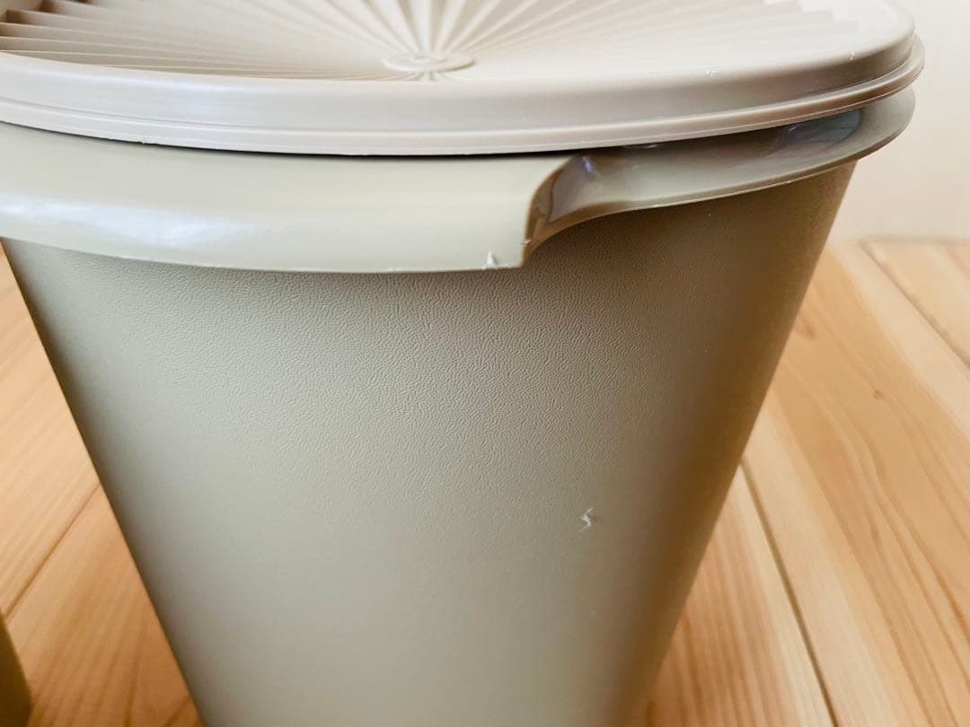 りえ /3個セット/タッパーウェア/マキシクイーンデコレーター/ベージュ