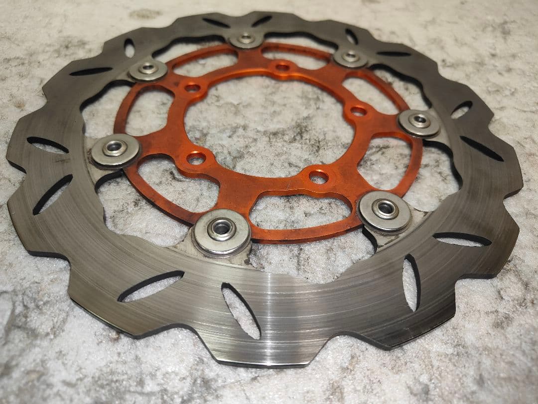 2型3型 シグナスX 用 4ポットブレンボ NCY製サポートと260ロータ付き