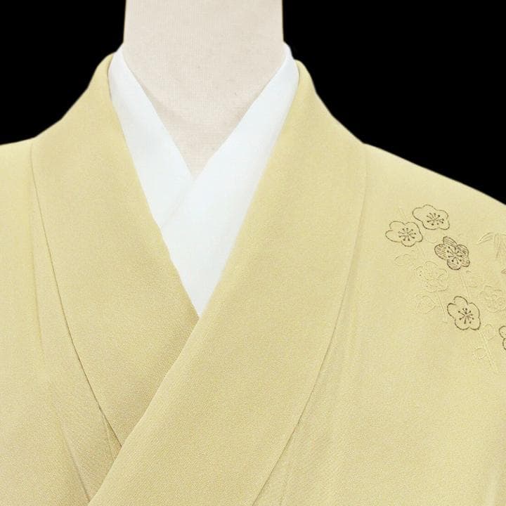 裄６６ｃｍ　エクリュの【三大刺繍】 ～相良・蘇州・スワトウ～　新品の訪問着です