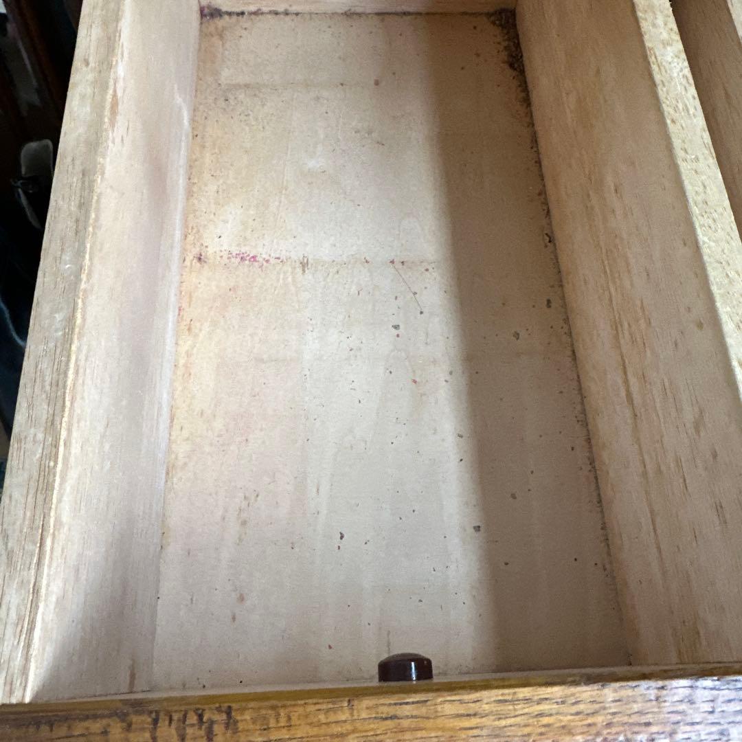 ヴィンテージ　取手が素敵なチェスト　実物めちゃくちゃ素敵な雰囲気