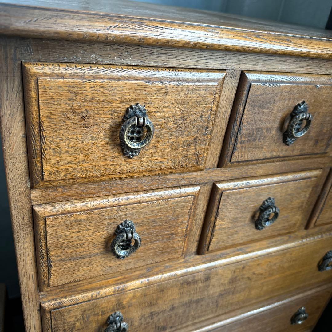 ヴィンテージ　取手が素敵なチェスト　実物めちゃくちゃ素敵な雰囲気