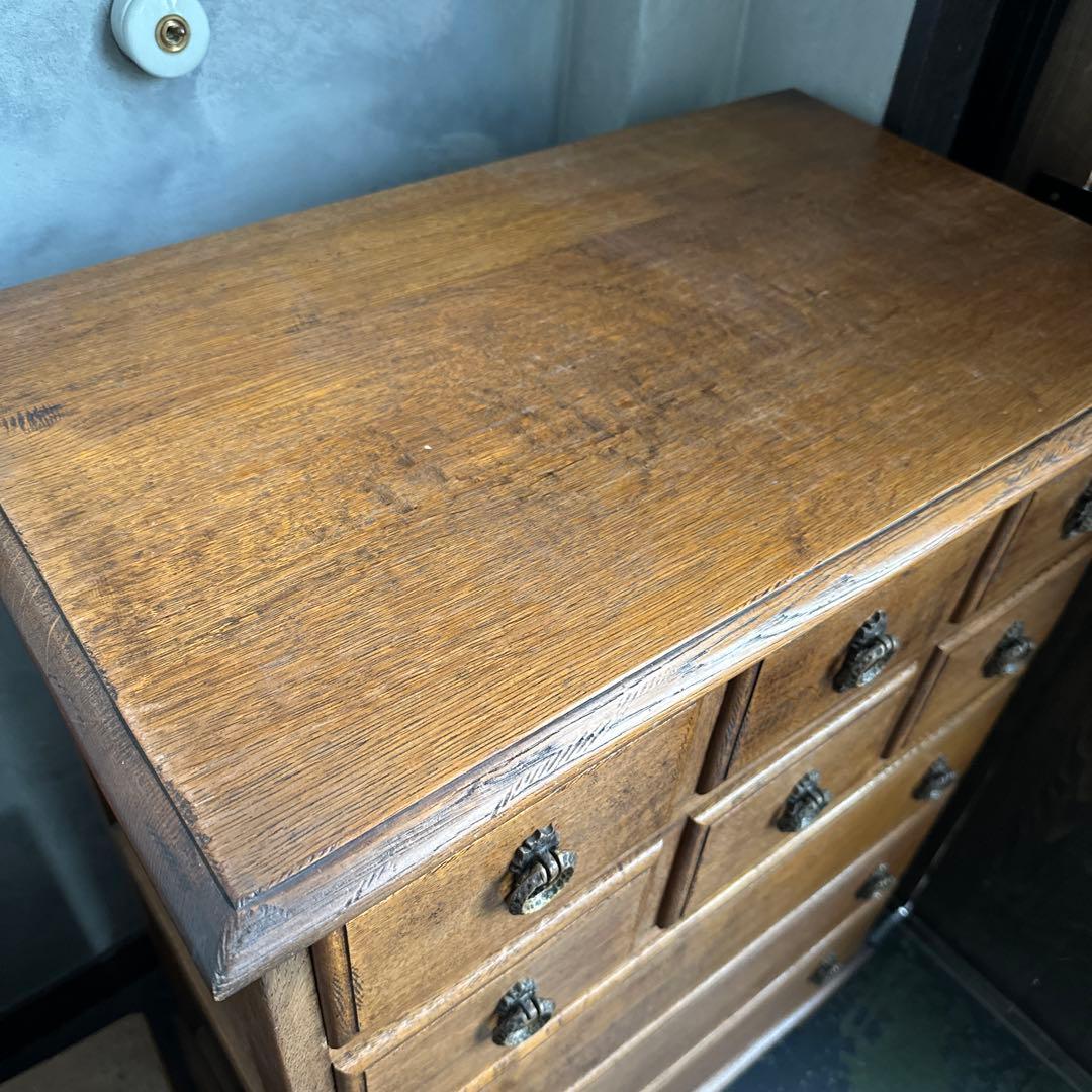 ヴィンテージ　取手が素敵なチェスト　実物めちゃくちゃ素敵な雰囲気