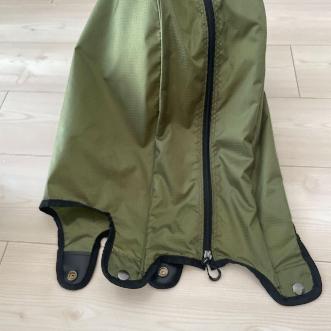 1PIU1UGUALE3 ゴルフバッグ　スタンド式