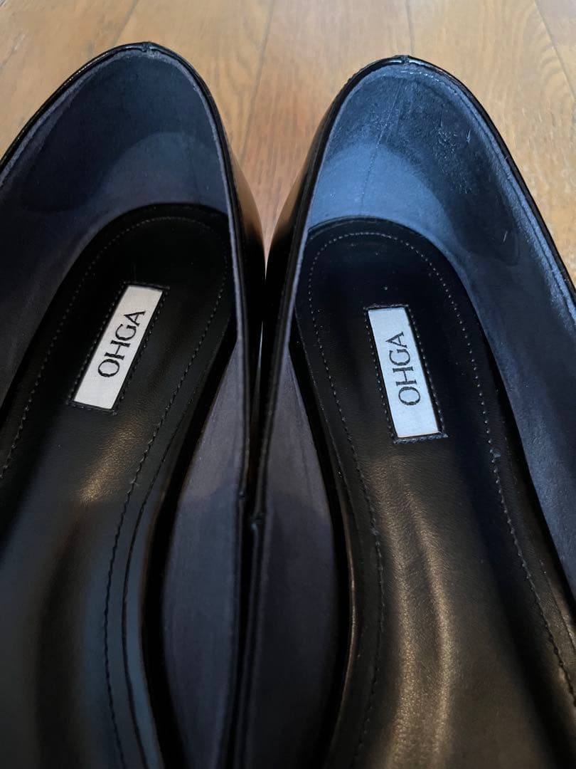 OHGA ブラック ポインテッドトゥパンプス