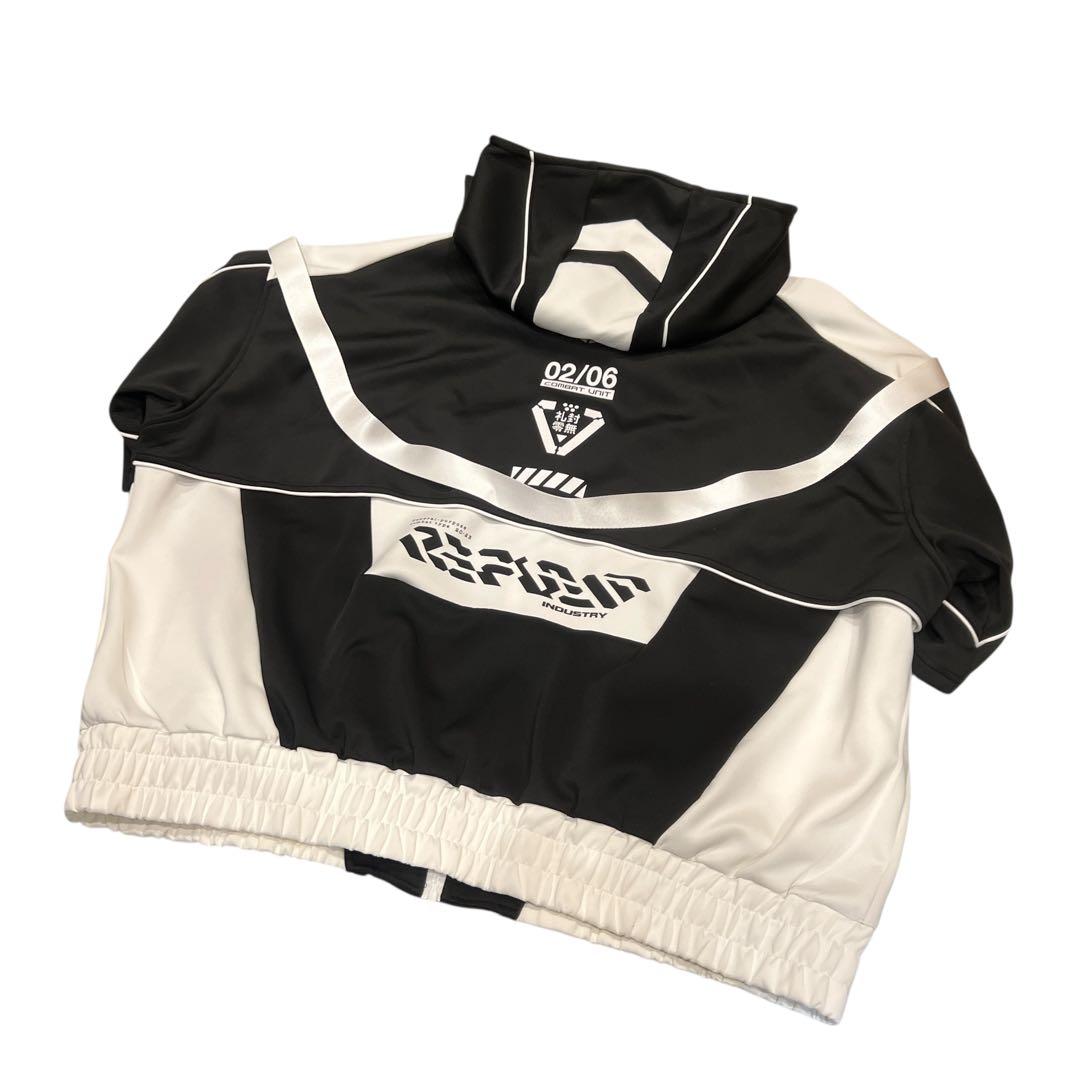 (￣∀￣)『REFLEMレフレム』サイバー切替ハイネックジャージパーカー