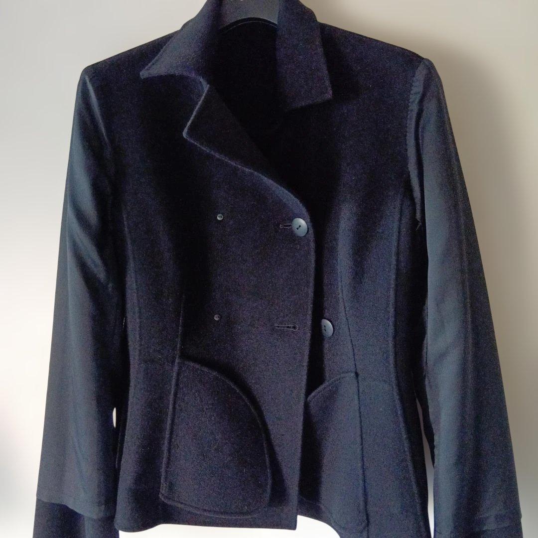 フォクシー42 　黒　美品　カシミアジャケットＭ-L　一重仕立て　Pコート風