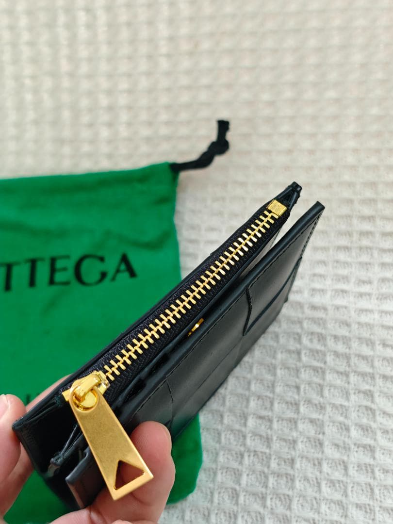 ブラック★二つ折り財布 ボッテガヴェネタ さいふ BOTTEGA VENETA