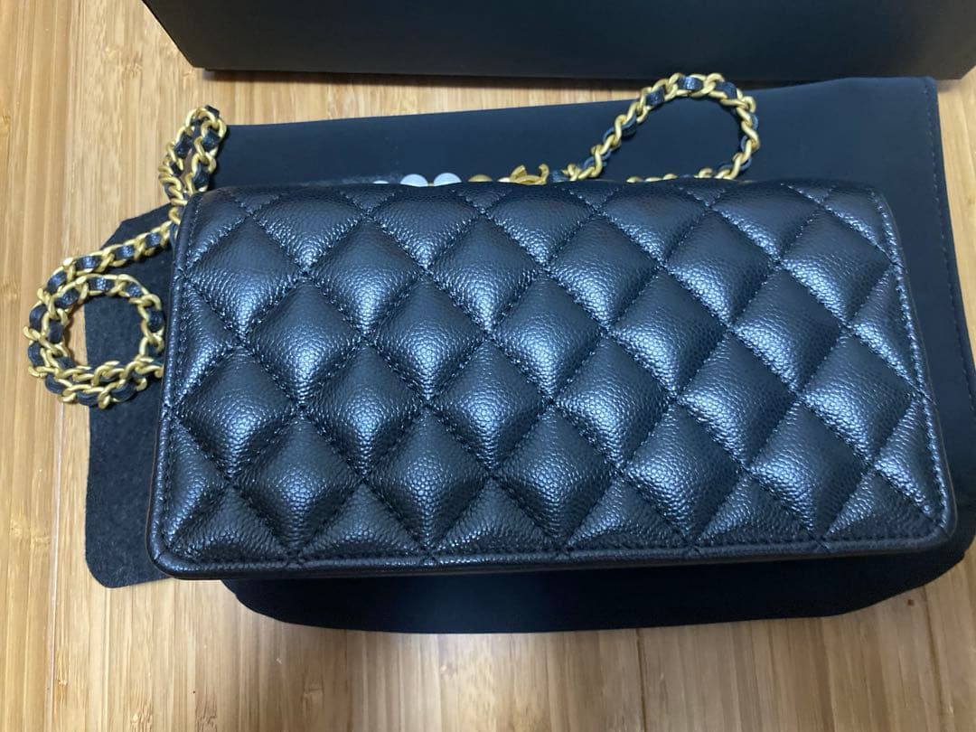 未使用　CHANEL チェーンウォレット　2025SS