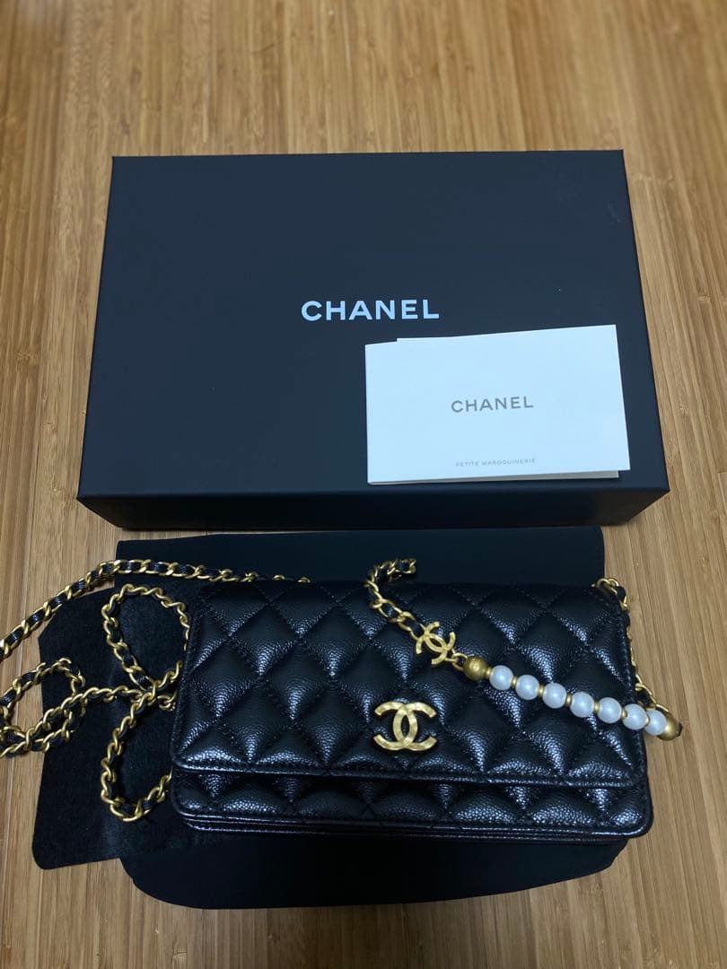 未使用　CHANEL チェーンウォレット　2025SS