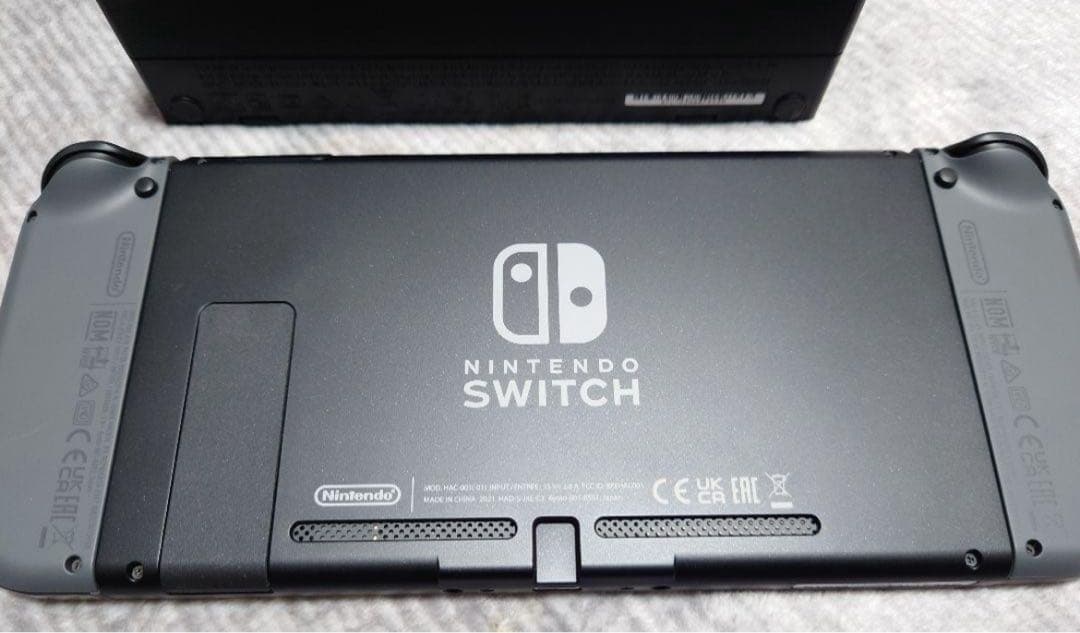 ニンテンドーSwitch グレー　本体 付属品完備　箱付き