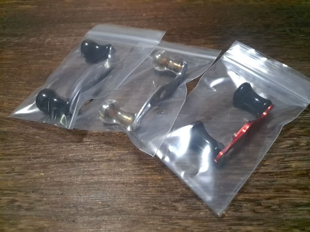 ザウルス　バルサ50　カスタムハンドル　シルバー × ブラックノブ