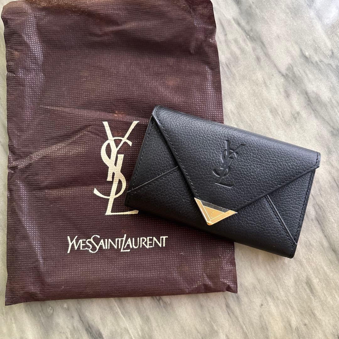 Yves Saint Laurent ブラックキーケース