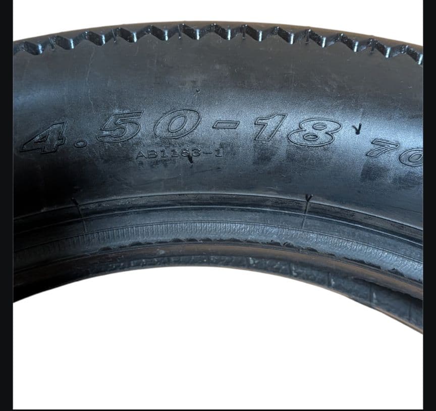 【SALE】ADLERT classic クラシックタイヤ　4.50-18