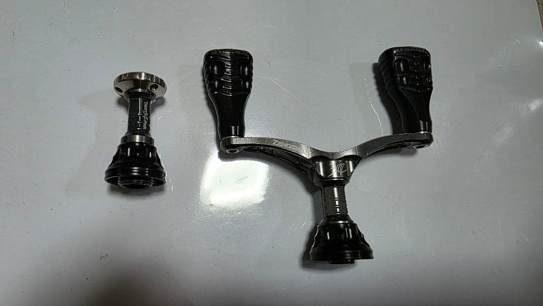 34 サーティーフォー　Zerogram III ゼログラムハンドル　ダイワ用