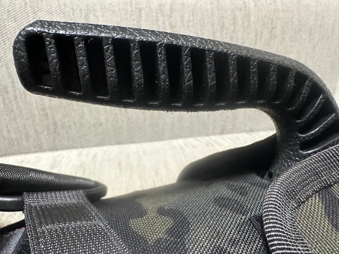 BRIEFING ブリーフィング　SELF STAND CARRY