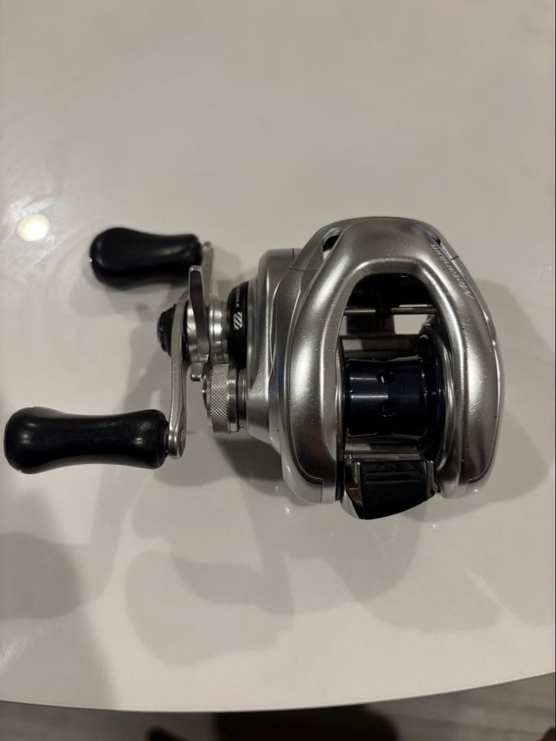 シマノ 16メタニウム MGL 左ハンドル 6.2 ノーマルギア｜中古