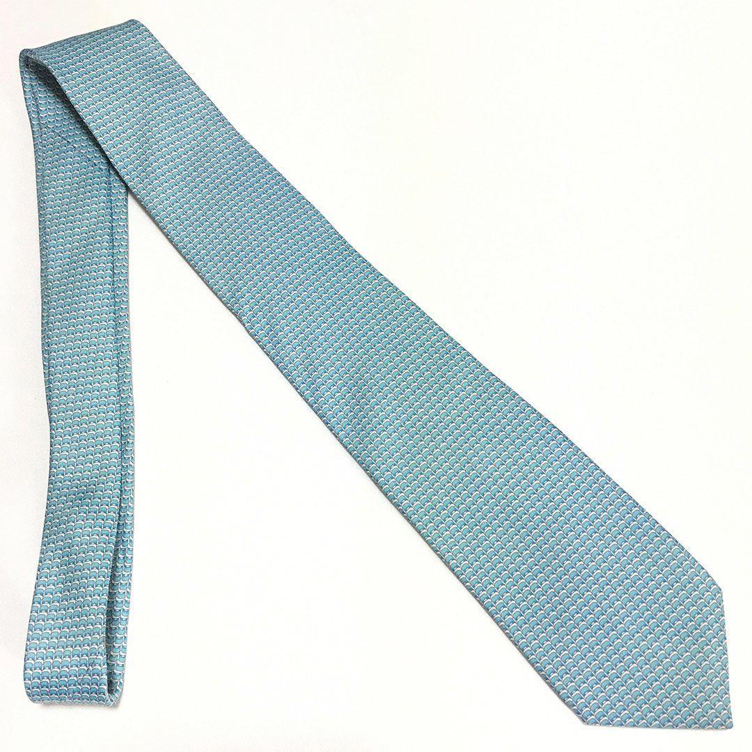 未使用級 エルメス HERMES ネクタイ シルク100% ライトブルー系 総柄