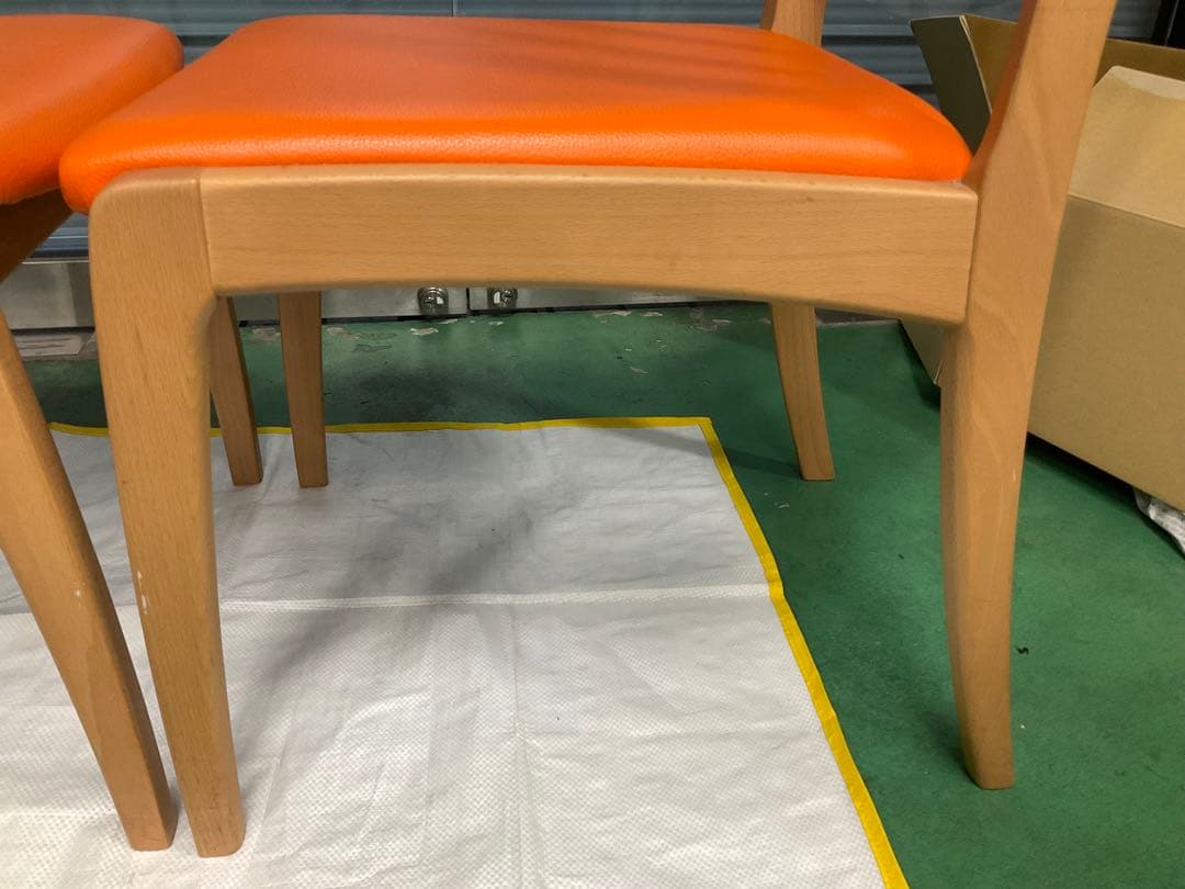 コイズミ　ダイニングチェア　　木製　2脚　　コイズミファニテック株式会社