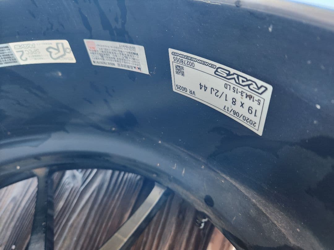 RAYS G025 ホイール　19x8.5J 44 114.3 RAV4　WRX