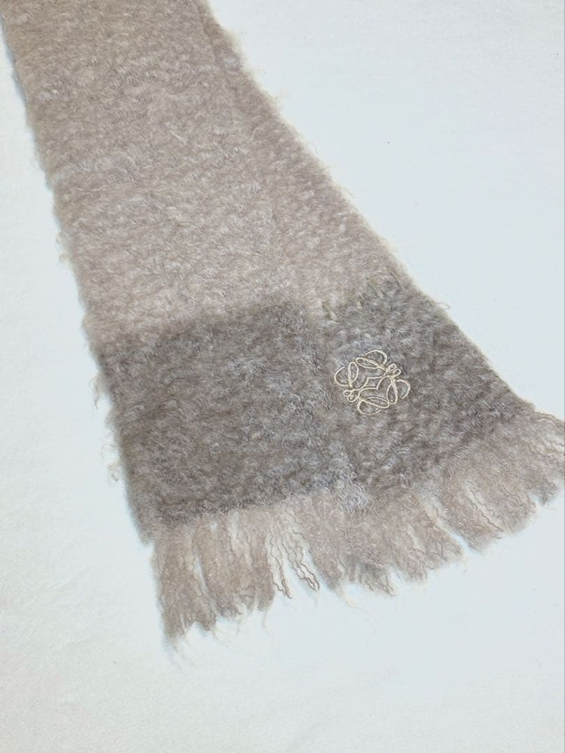 LOEWE グレー系 マフラー フリンジ付き