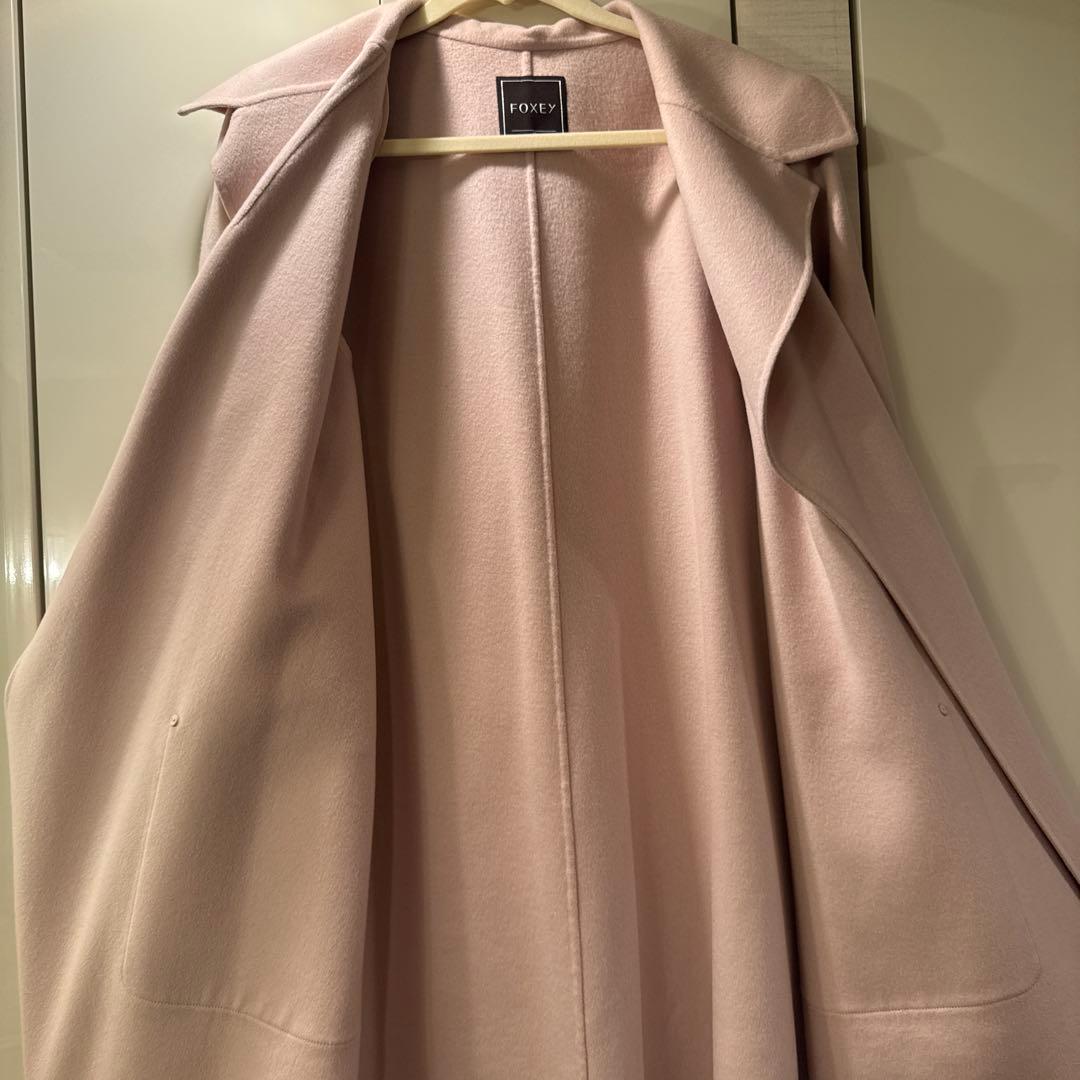 FOXEY ピンク オープンフロント チェスターコート