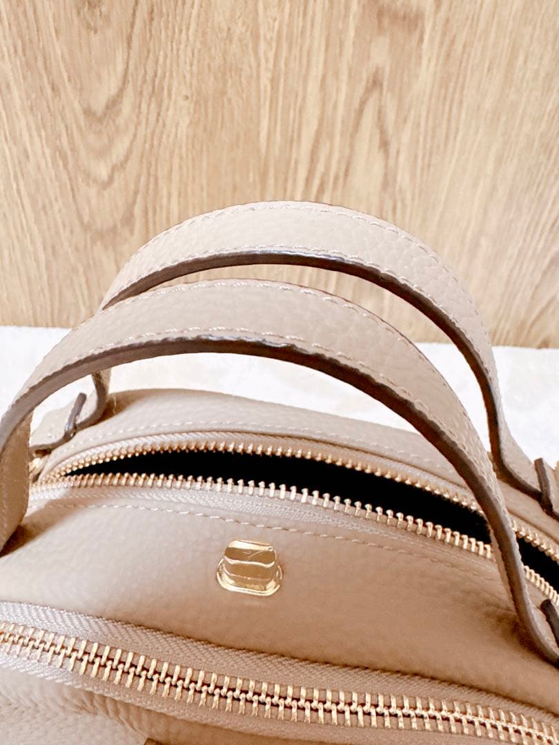 【極美品】上質本革×柔らかグレージュ♡HAYNIミニバッグ ベイビーロシェ