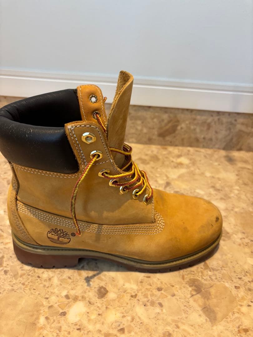 Timberland 6インチ プレミアムブーツ(Made in USA)