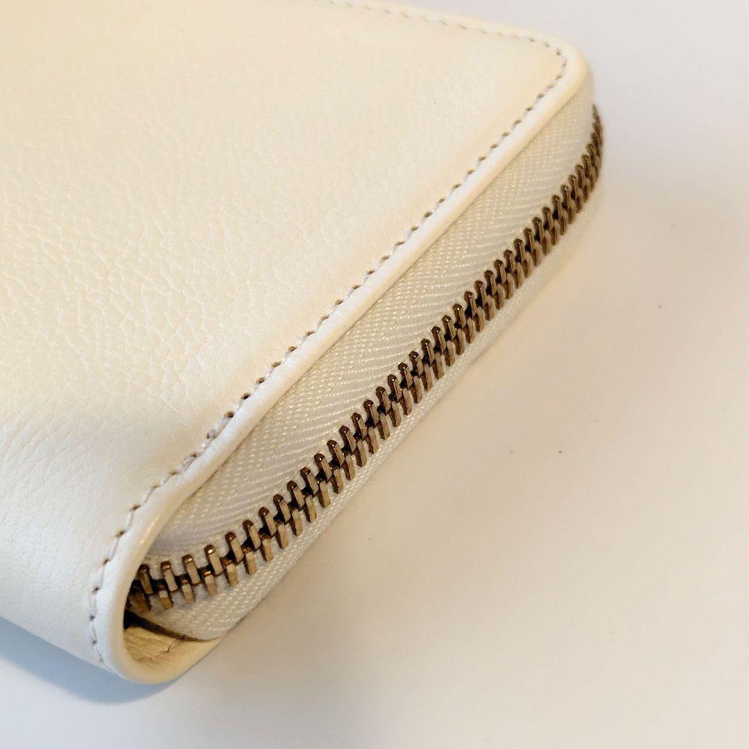 ★未使用★ イルビゾンテ アイボリー 長財布 ジッパー式