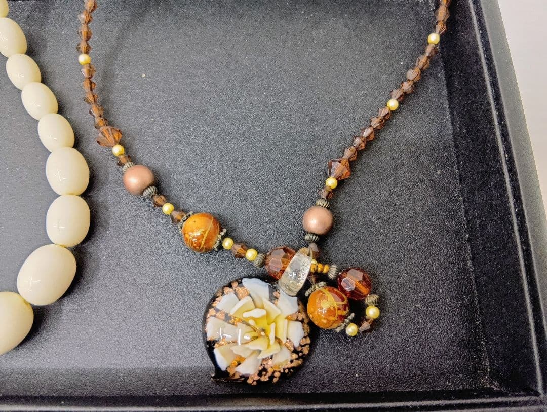 ピアス・イヤリングとネックレスのまとめ売り 未使用ライター付属品付き