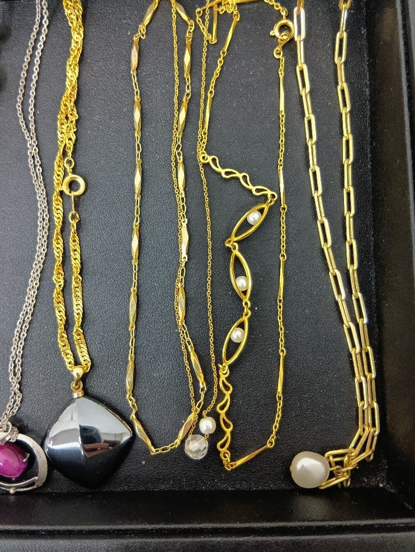 ピアス・イヤリングとネックレスのまとめ売り 未使用ライター付属品付き