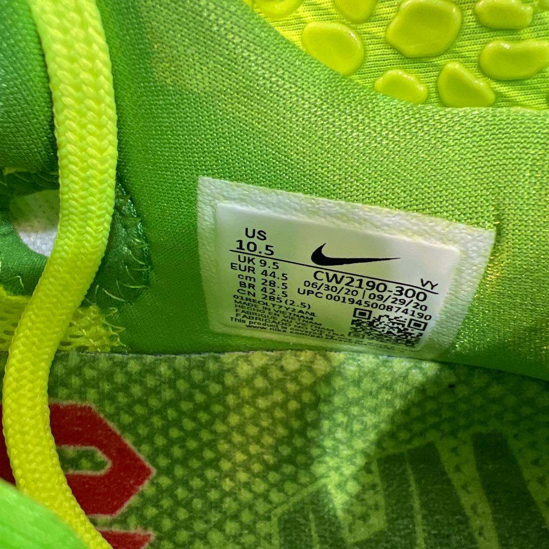 美品　ナイキ コービー6 グリンチ　28.5cm 箱無し　赤の紐あり