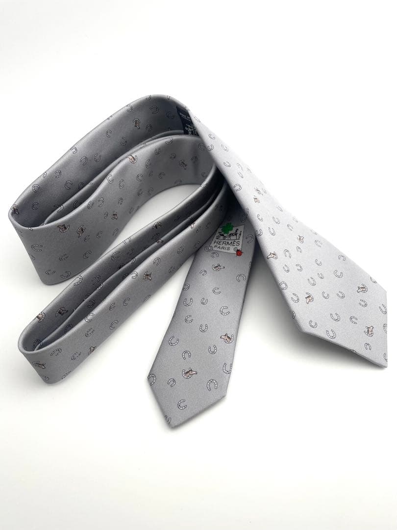 美品 エルメス ハイブランド ネクタイ 馬蹄 グレー 高級 シルク 現行