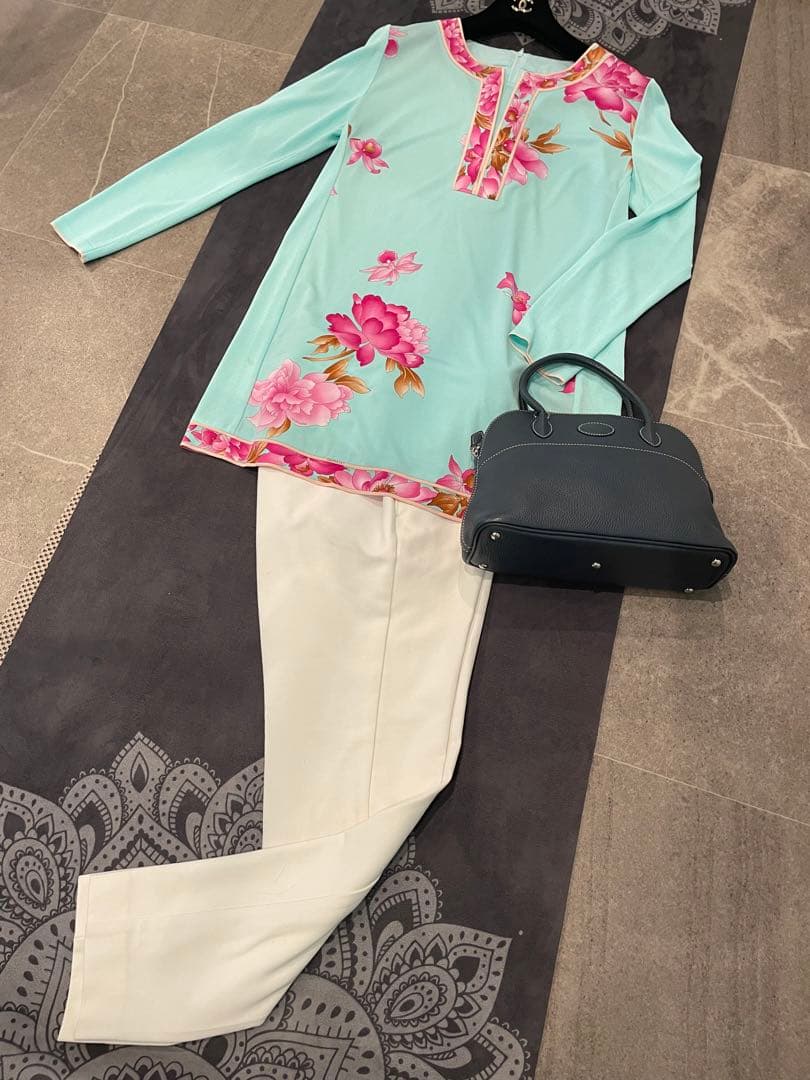 美品　LEONARD レオナール　異素材ミックス　長袖トップス　チュニック38