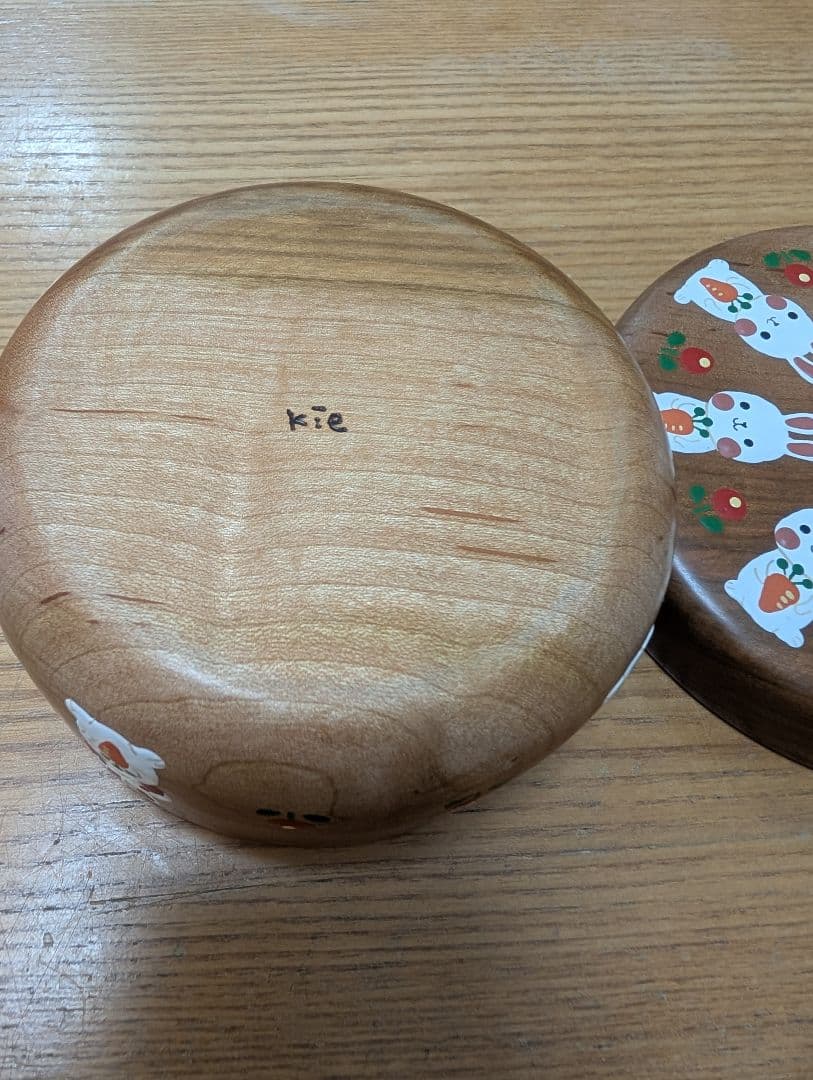 木絵雑貨　菓子器(うさぎ)