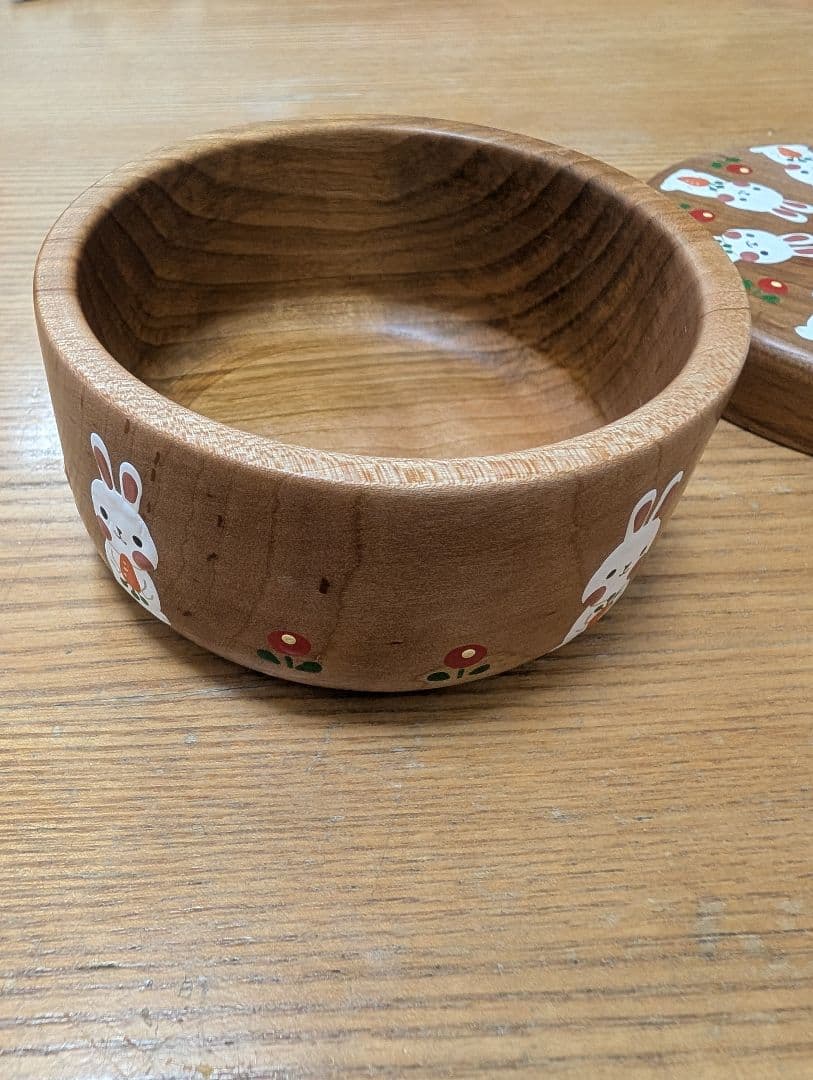 木絵雑貨　菓子器(うさぎ)