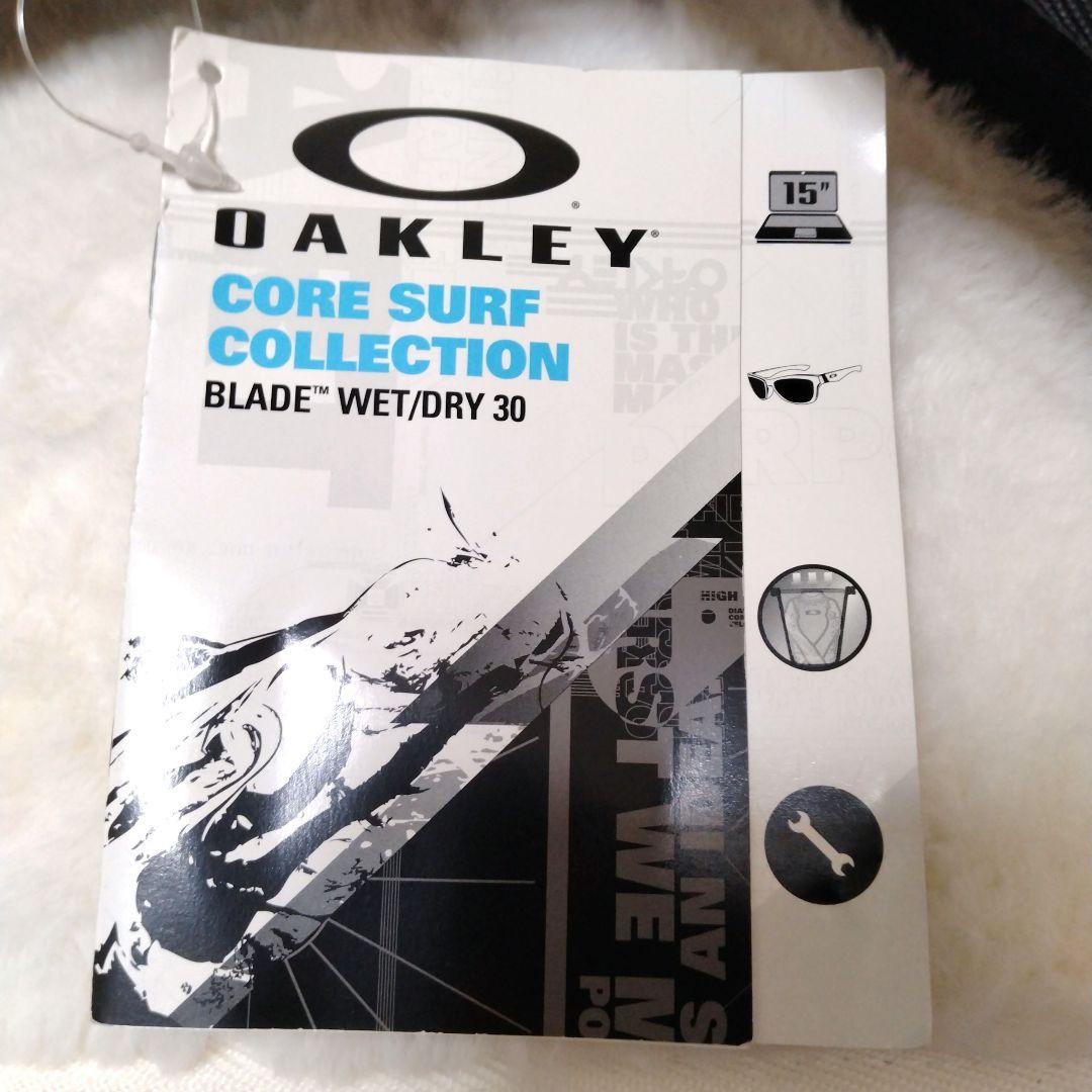 未使用 OAKLEY ノートPCリュックarchive 大容量 マルチポケット
