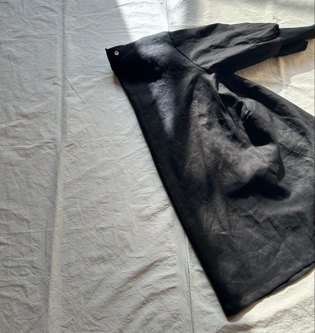 【ねこページ】しなやかでしっかりめ中厚〜厚地ブラック＊リブ袖口割烹着ワンピ