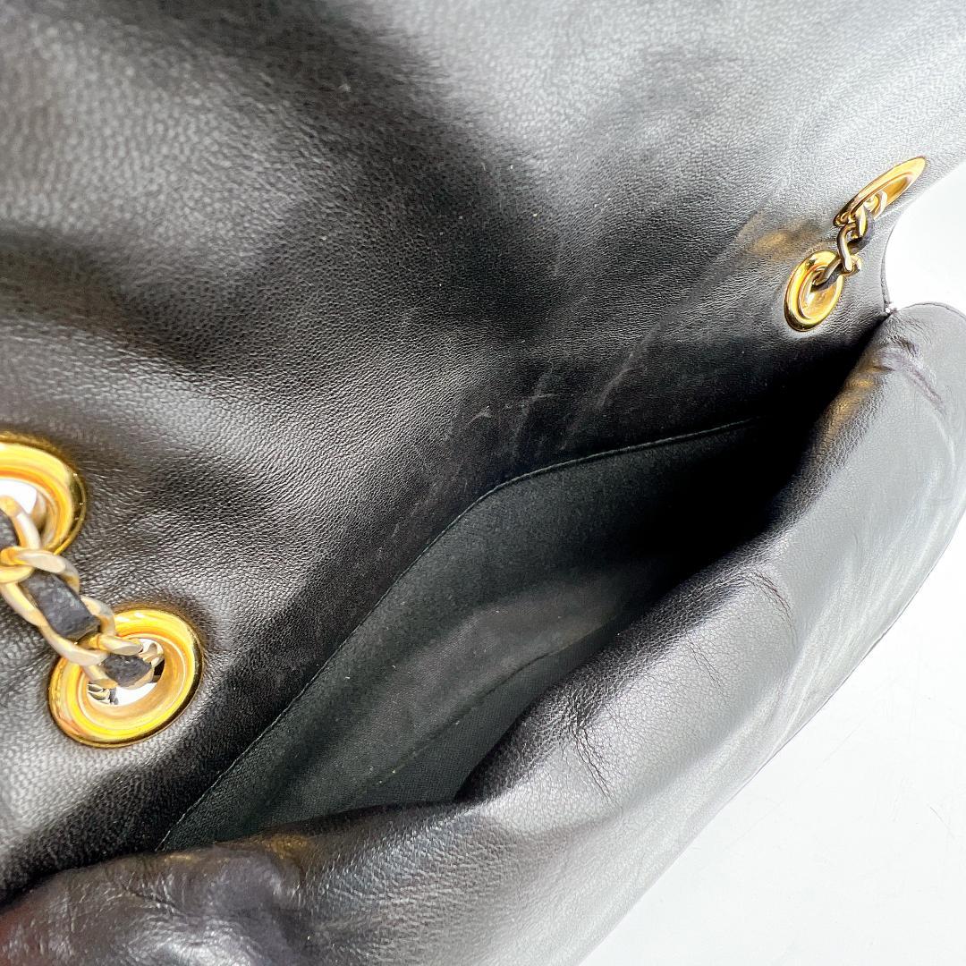 BALLY キルティング チェーン ショルダーバッグ　　ブラック f512