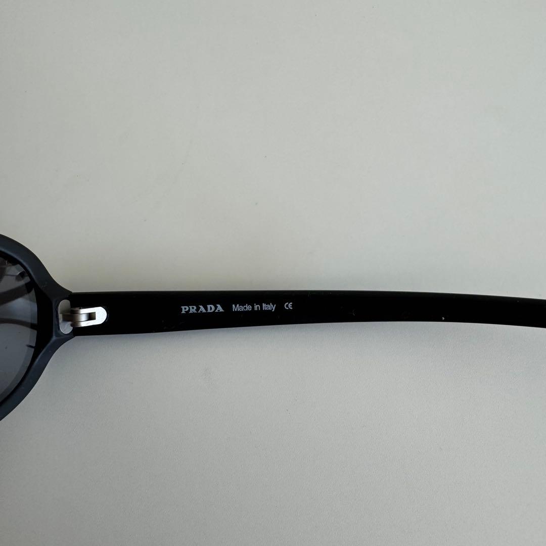 小物 2000s prada archive oval sunglasses