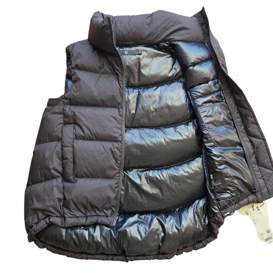 【新品タグ付き】ユニクロ　+J 　ダウンボリュームベスト　Ｓ　ネイビー
